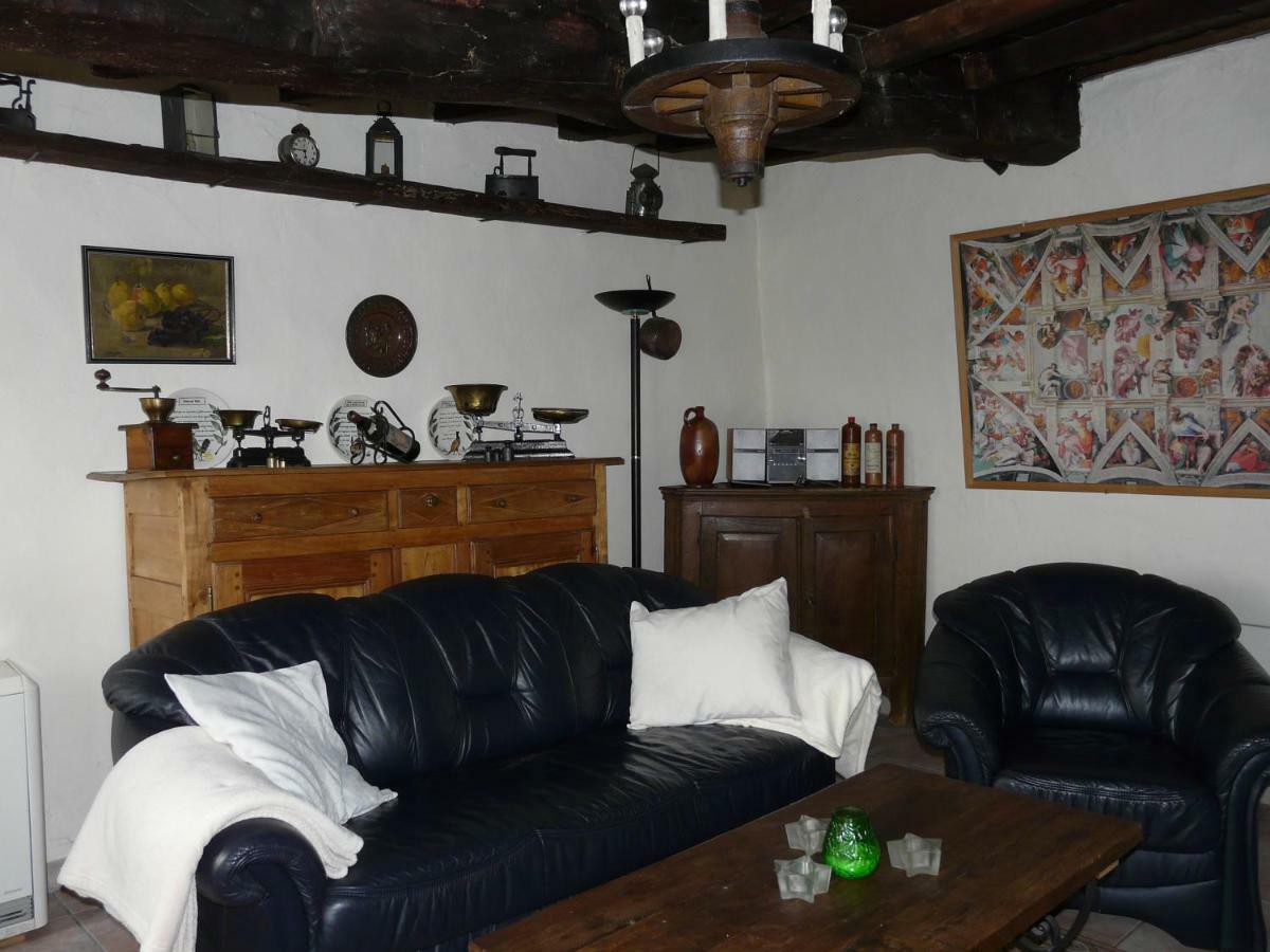 Villa La Quitapenas à Renaix Extérieur photo